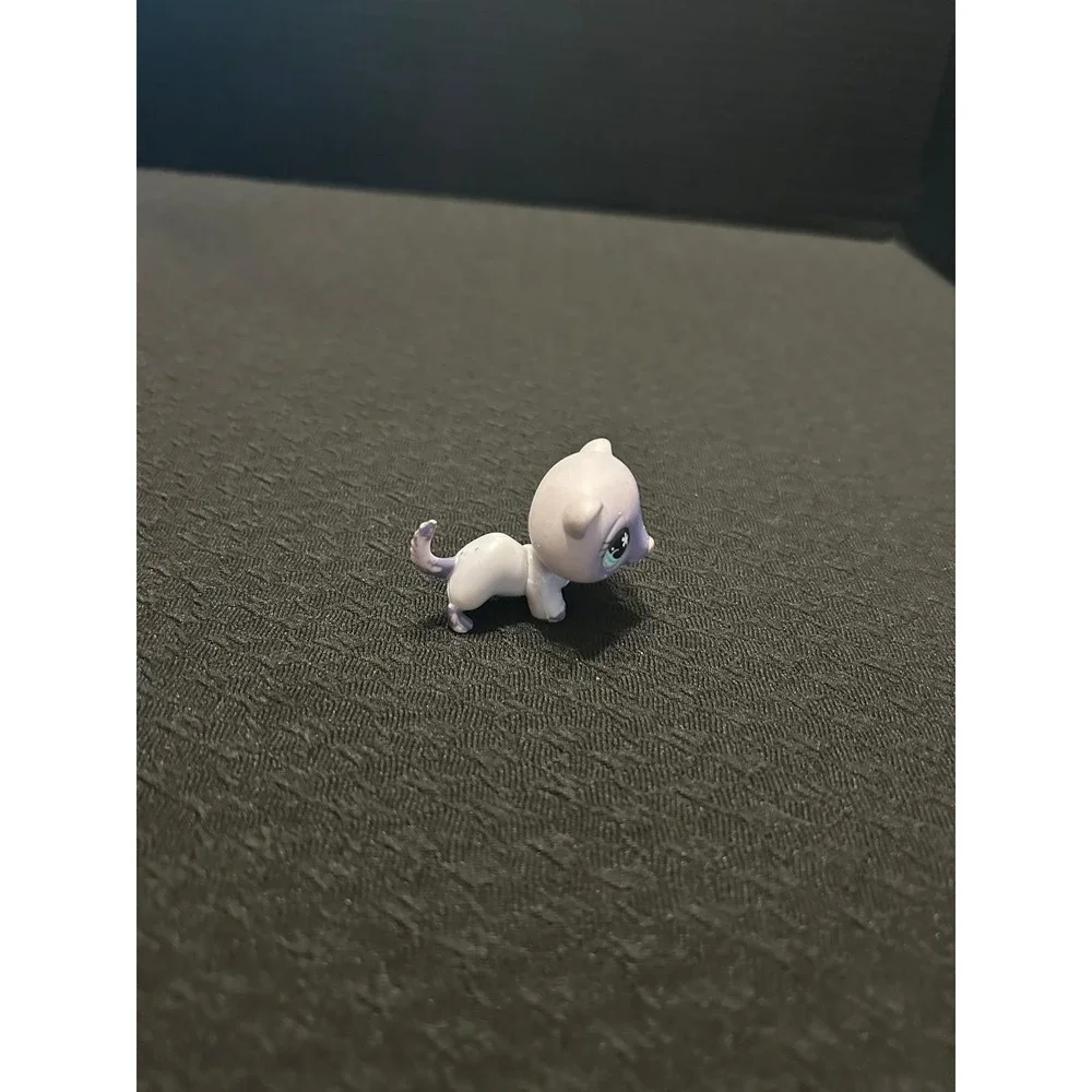 Hasbro Littlest Pet Shop LPS #482 Purple Ferret‎ Figure with Flower Eyes